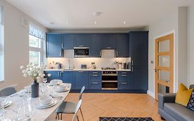 Stunning 3 Bed Duplex Apartment In The Heart Of West Hampstead